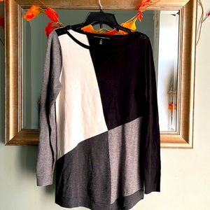 White House Black Market ( M)🆕